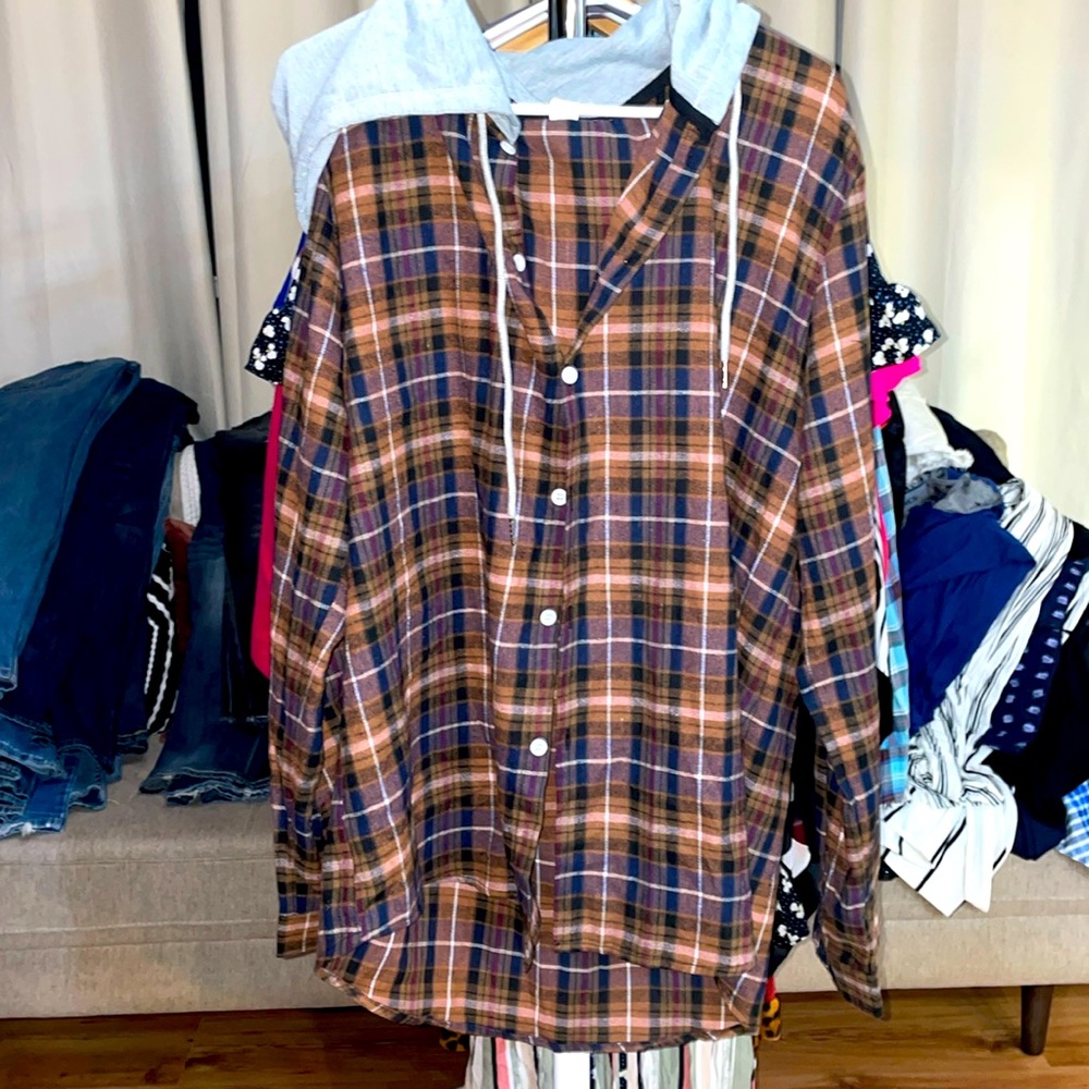 Lightweight plaid hoodie. Button down. Unbranded.